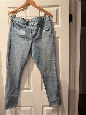 Levi's Light Blue Skinny Jeans